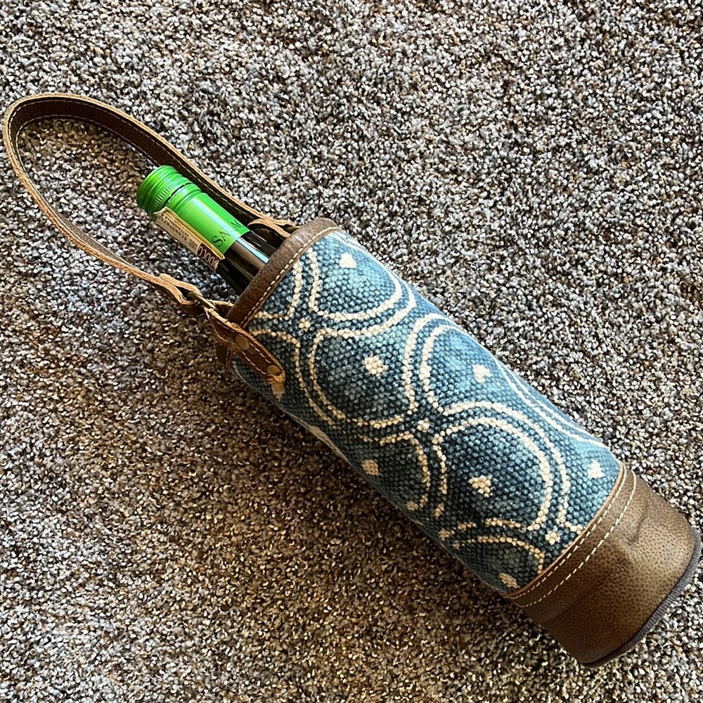 Myra Bag wine tote or water bottle holder. A perfect hostess gift!